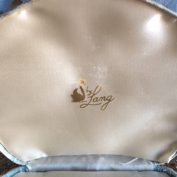 Vintage Lang Brooch and Clip Earring Set in box - Picture 4 of 10